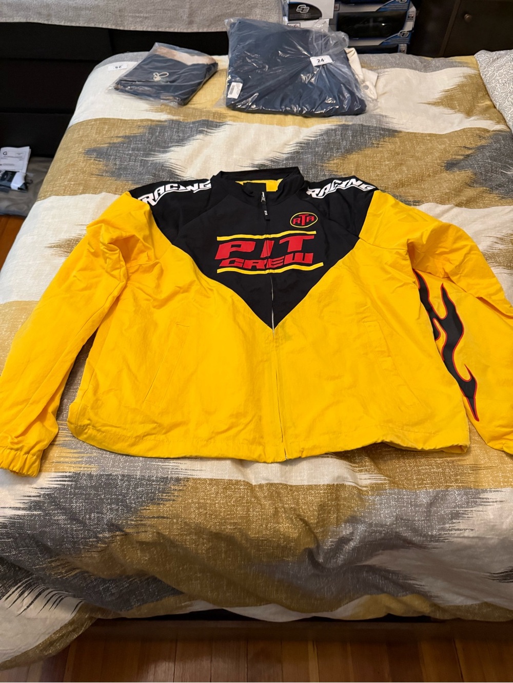 RtA Mens Yellow and Black Pit Crew Racing Jacket Size M